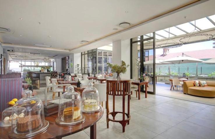 Sandton Skye Apartments Johannesburg Exterior photo